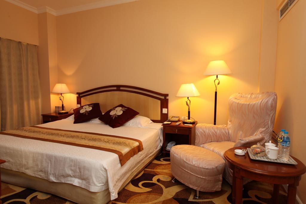 Milky Way Hotel Haerpin Szoba fotó